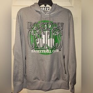 Boston Celtics pullover hoodie! Men's size small!